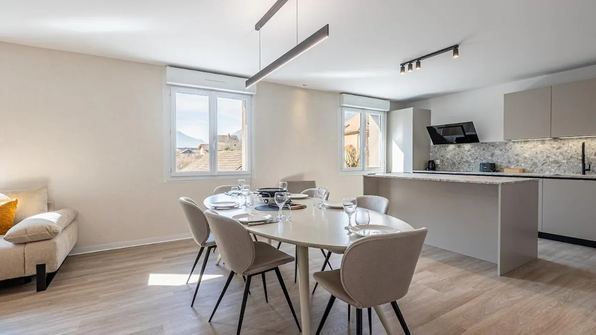Le Dauphine 6 Allevard Apartment