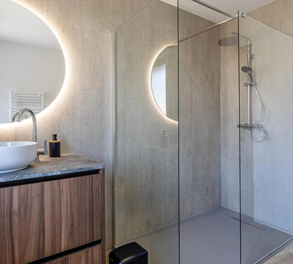 Le Dauphine 6 Allevard Apartment