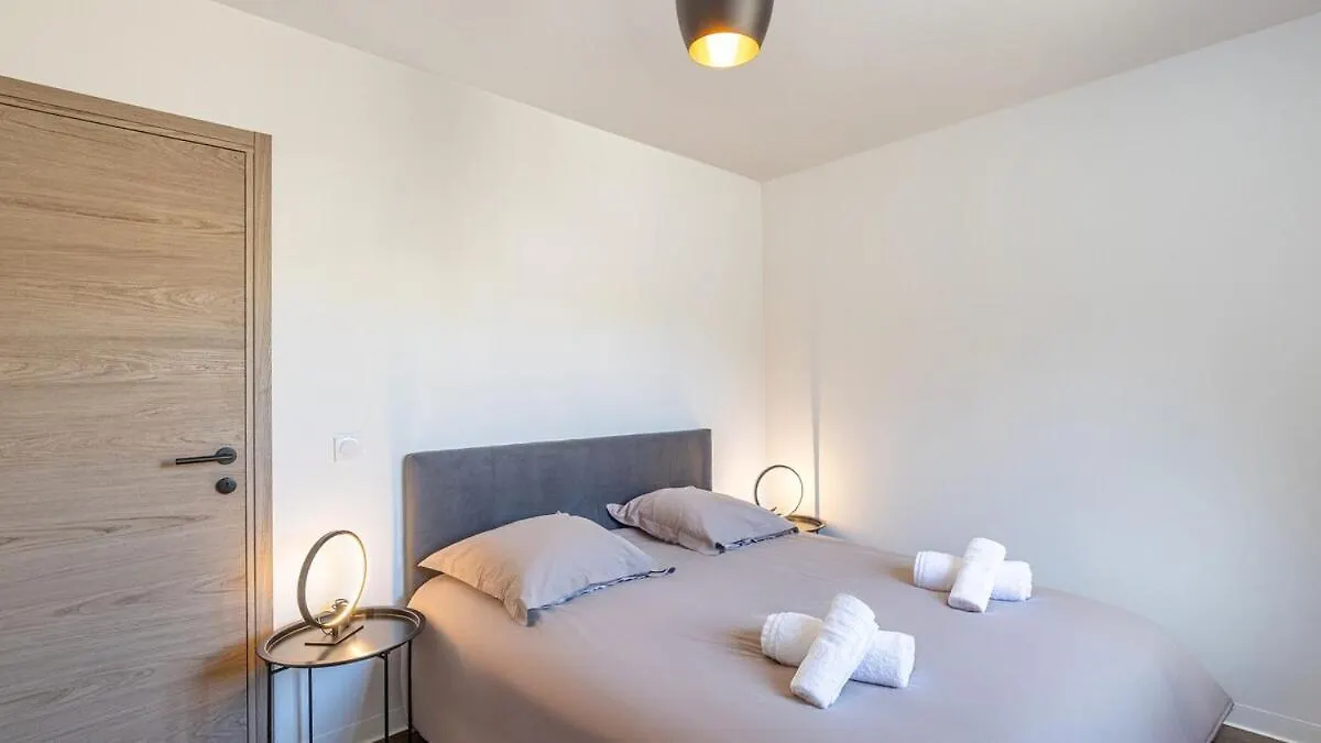 Apartment Le Dauphine 6 Allevard France
