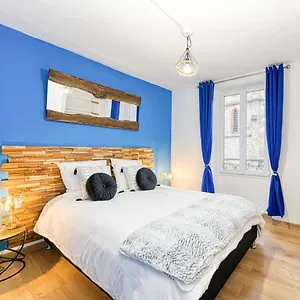élégance Contemporaine Près Des Thermes. Appartement